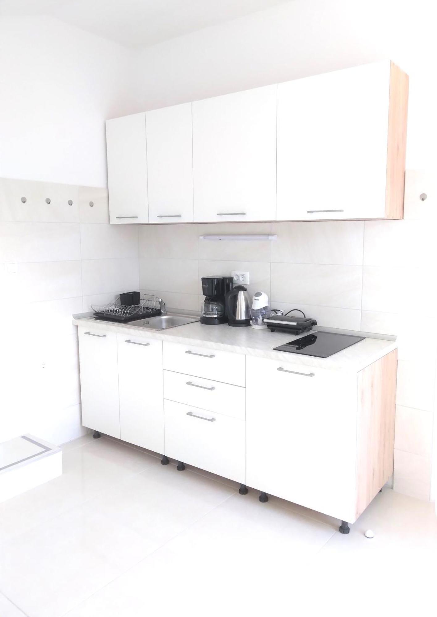 Guesthouse Cecilia Малинска Экстерьер фото
