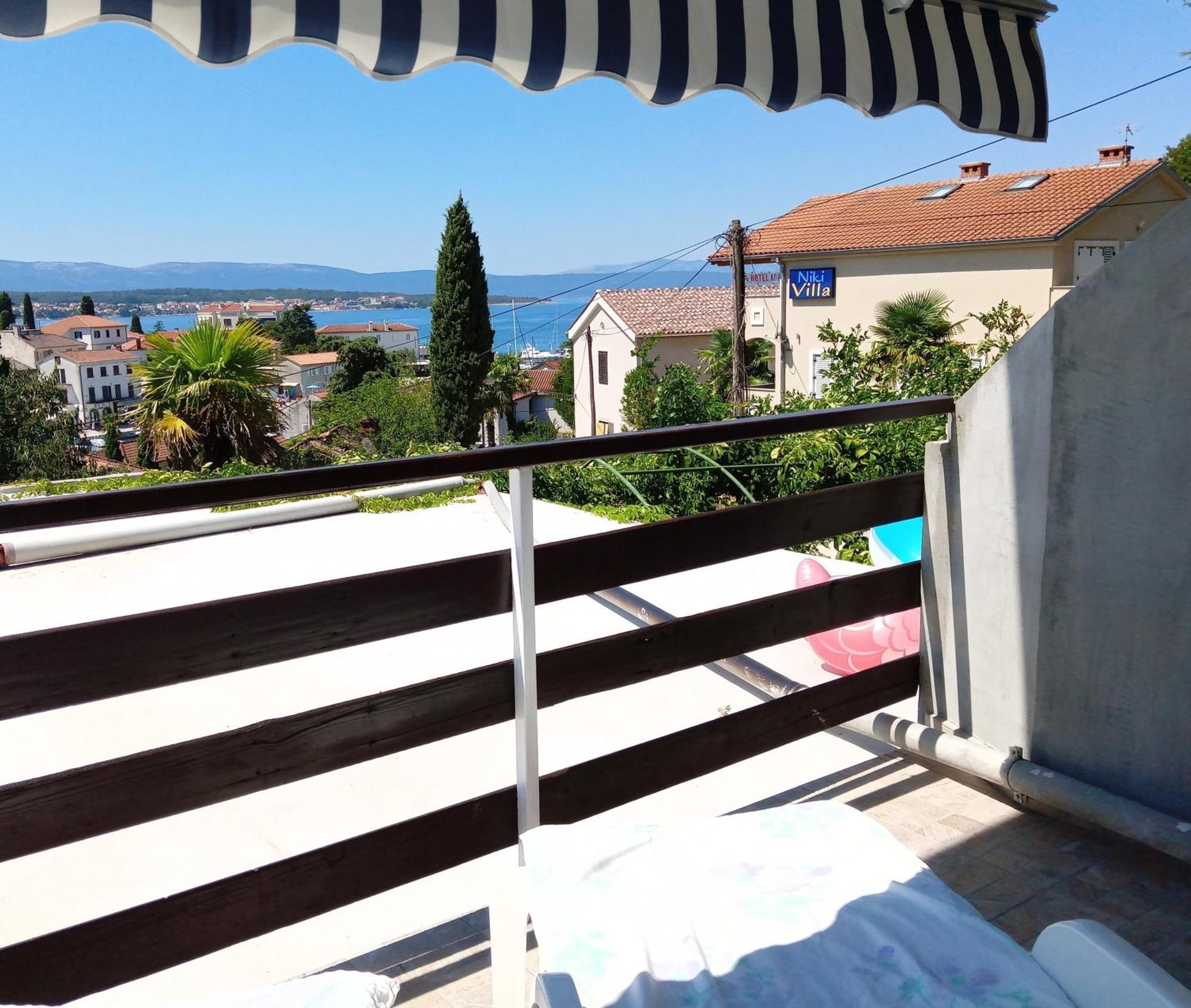 Guesthouse Cecilia Малинска Экстерьер фото