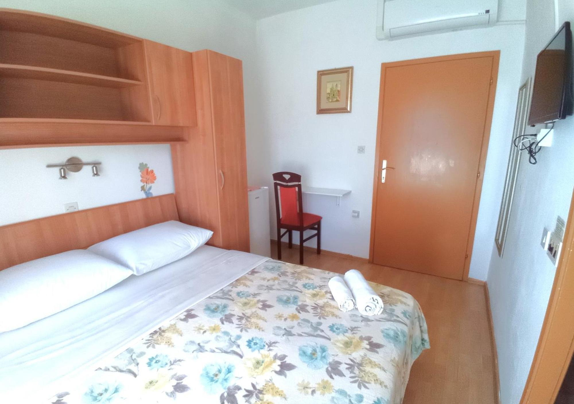 Guesthouse Cecilia Малинска Номер фото